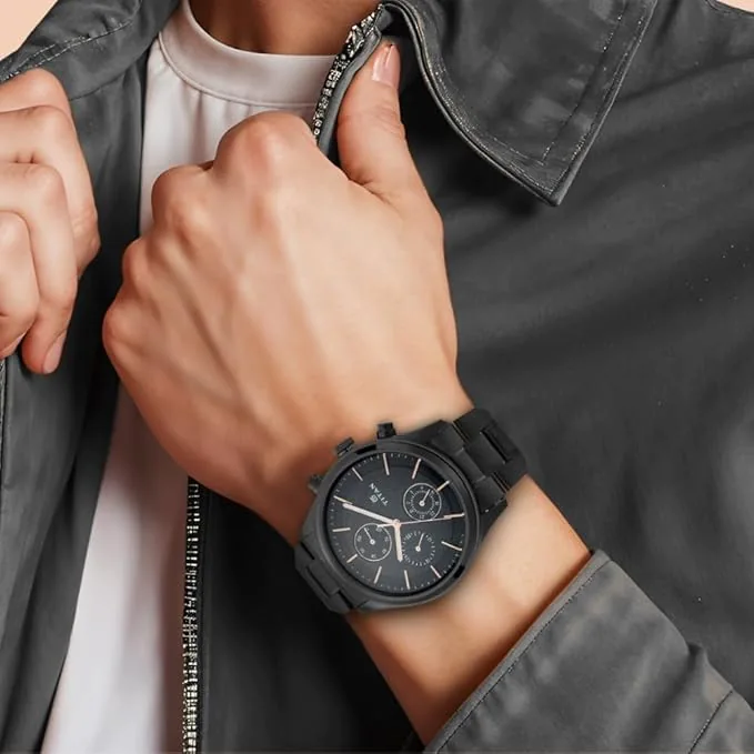 Titan Analogue Men's Watch | Black